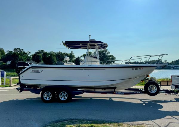 Boston Whaler 26 Outrage image