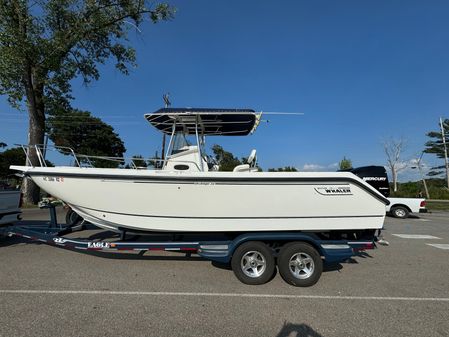 Boston Whaler 26 Outrage image