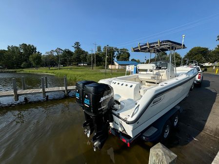 Boston Whaler 26 Outrage image