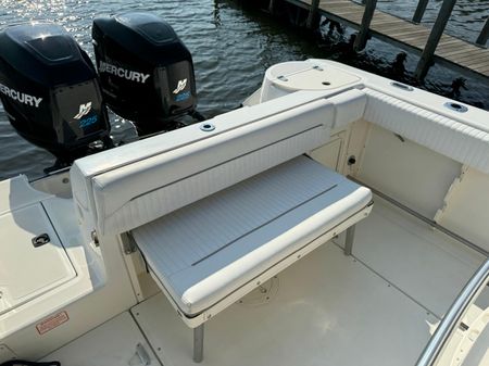 Boston Whaler 26 Outrage image