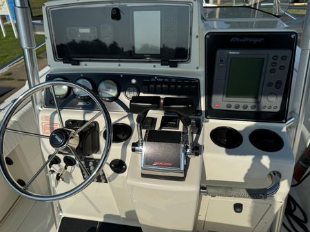 Boston Whaler 26 Outrage image