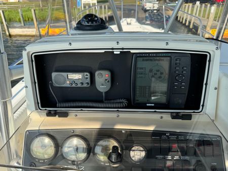 Boston Whaler 26 Outrage image