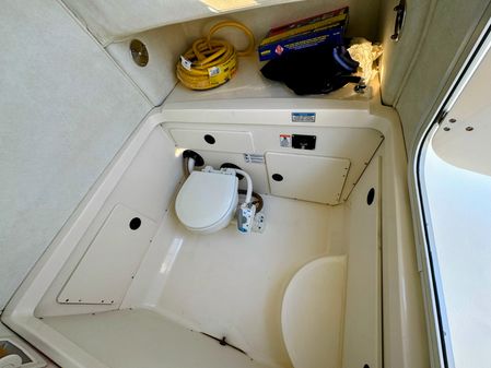 Boston Whaler 26 Outrage image