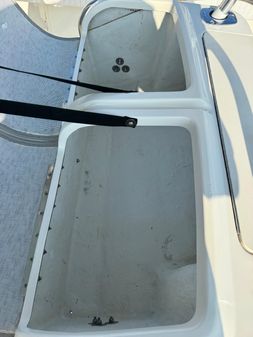 Boston Whaler 26 Outrage image