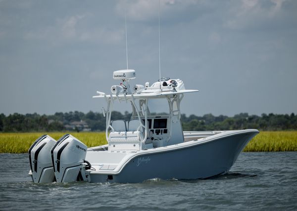 Yellowfin 32 image