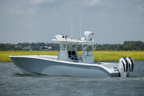 Yellowfin 32 image