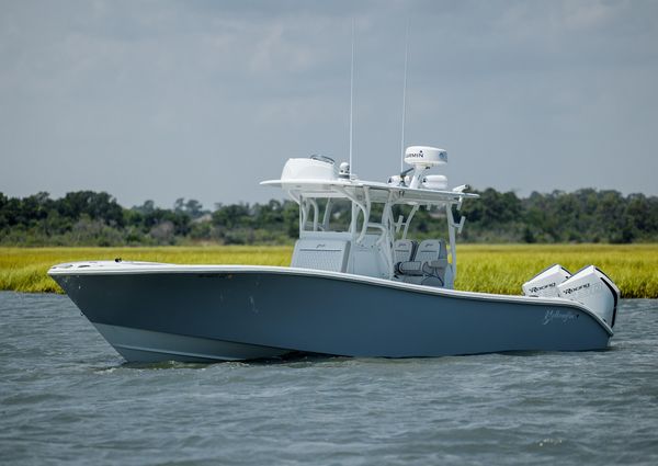 Yellowfin 32 image