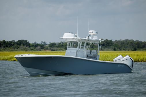 Yellowfin 32 image