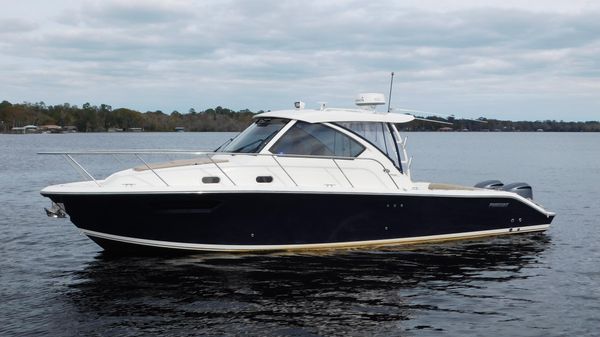 Pursuit OS 325 Offshore