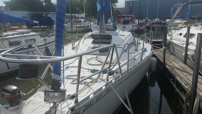 Beneteau First - main image