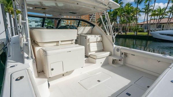 Tiara Yachts 3800 Open image