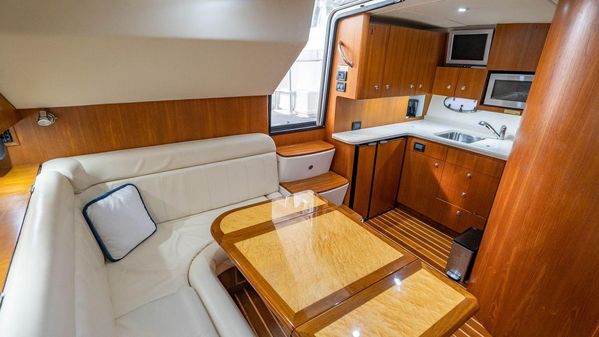 Tiara Yachts 3800 Open image