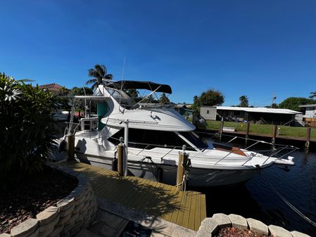 Bayliner 4087 Aft-Cabin MotorYacht image