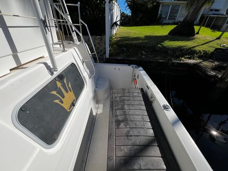 Bayliner 4087 Aft-Cabin MotorYacht image