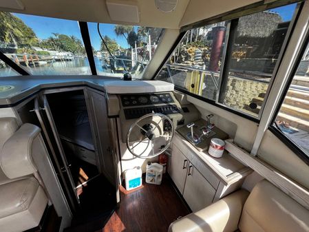 Bayliner 4087 Aft-Cabin MotorYacht image