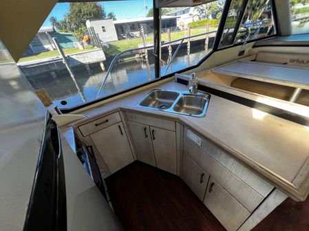 Bayliner 4087 Aft-Cabin MotorYacht image