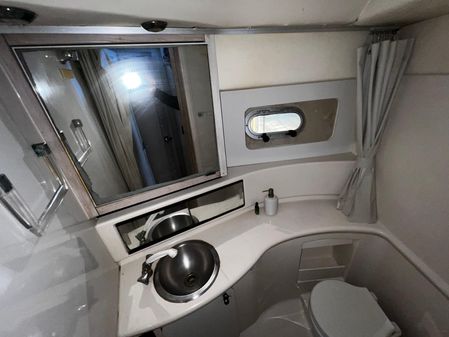 Bayliner 4087 Aft-Cabin MotorYacht image