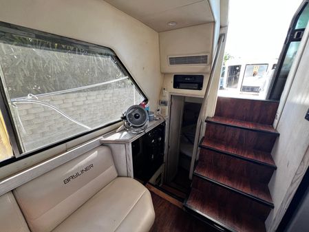 Bayliner 4087 Aft-Cabin MotorYacht image