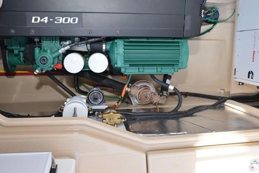 Ranger-tugs R31-COMMAND-BRIDGE image