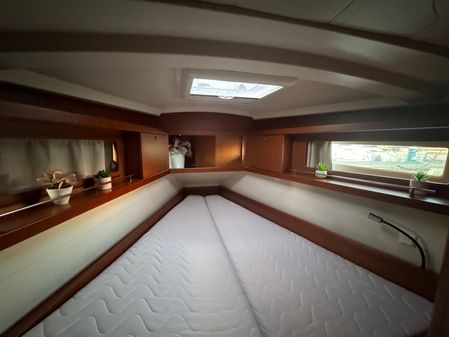 Beneteau Oceanis 41.1 image