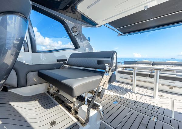 Galeon 375 GTO image