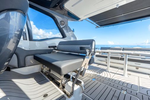 Galeon 375 GTO image