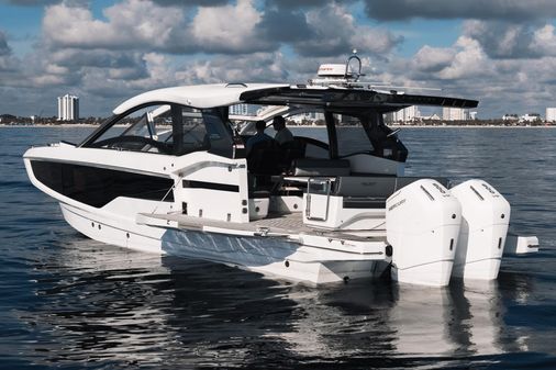 Galeon 375 GTO image