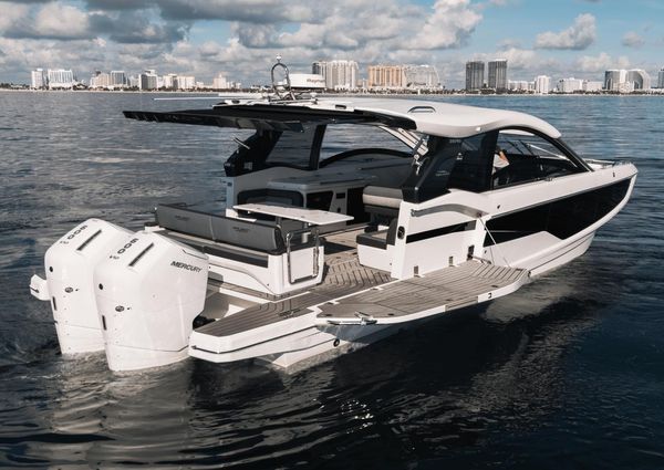 Galeon 375 GTO image