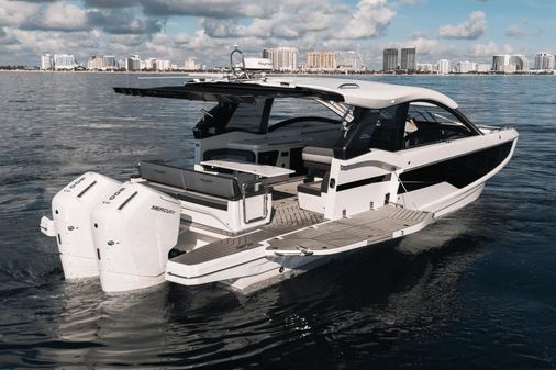 Galeon 375 GTO image