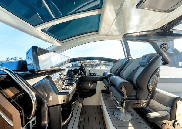 Galeon 375 GTO image