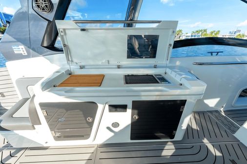 Galeon 375 GTO image