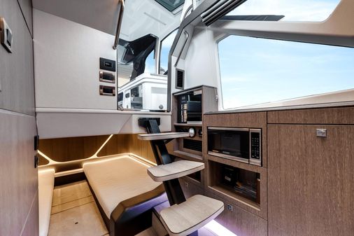 Galeon 375 GTO image