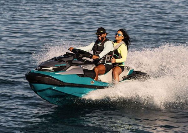 Sea-doo GTX-LIMITED-325 image