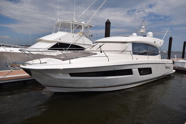 Prestige 450 S - main image