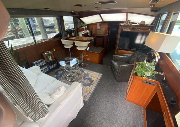 Midnight Lace 52 Flybridge image