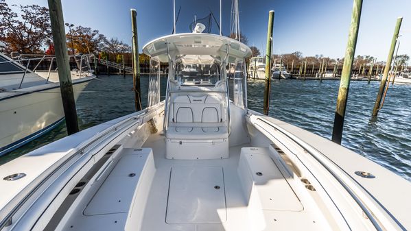 Regulator 34 Center Console image