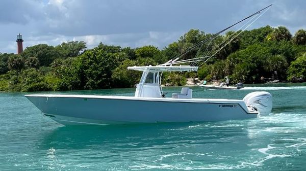 Contender 35 ST
