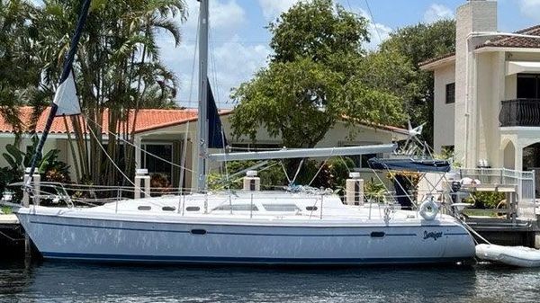 Catalina 390