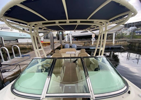 Chris-Craft Calypso 26 image