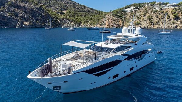 Sunseeker 116 Yacht