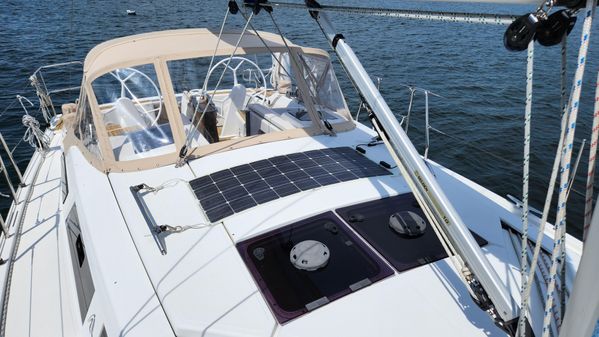 Hanse 348 image