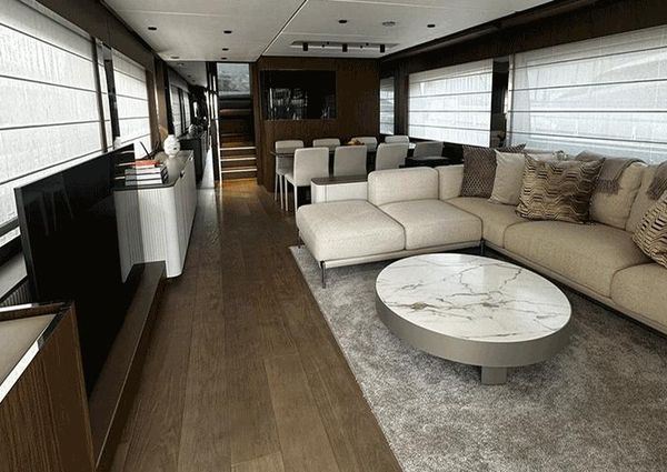 Ferretti Yachts 780 image