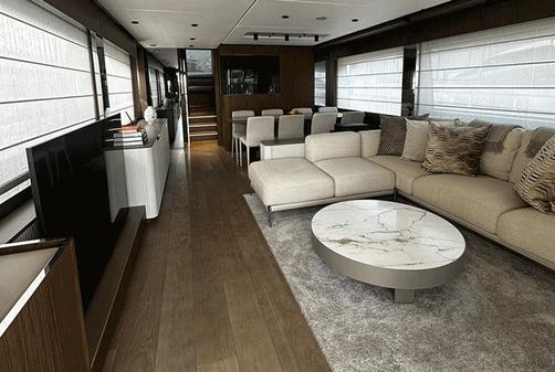 Ferretti Yachts 780 image