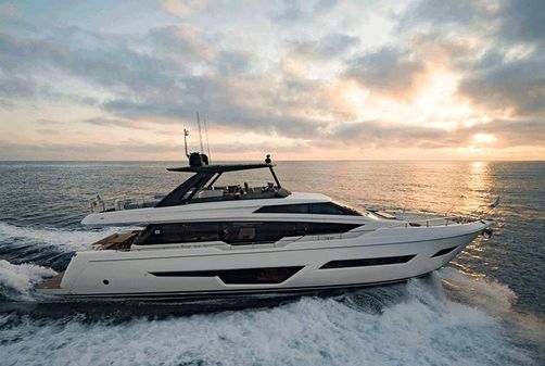 Ferretti Yachts 780 image