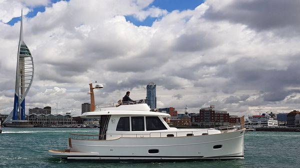 Sasga Yachts Menorquin 42 Flybridge 