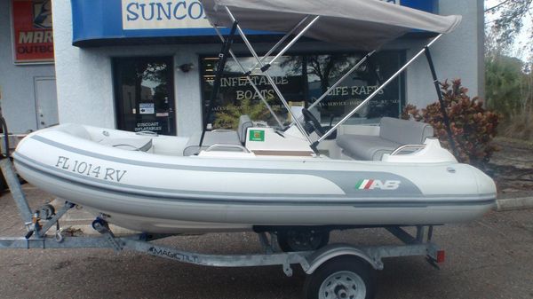 AB Inflatables 330 Jet