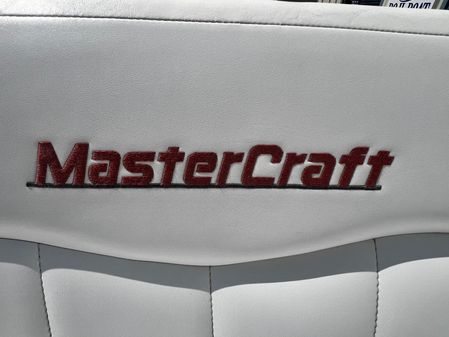 Mastercraft X-10 image