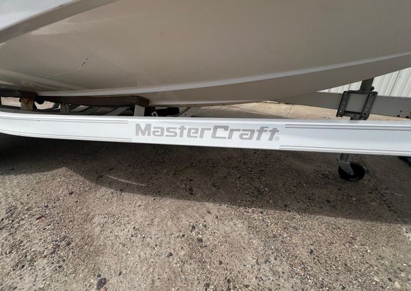 Mastercraft X-10 image