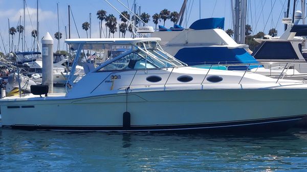 Wellcraft 330 Coastal 