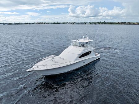 Hatteras 68 Convertible image